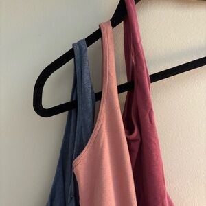 Felina Dusty Rose Scoop Neck Tank Tops set of 4